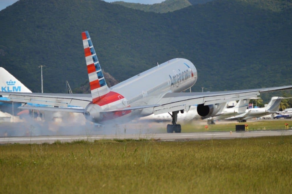 Maho Beach: Feet in the Sand, Jets In the Sky 4 IMG 6770