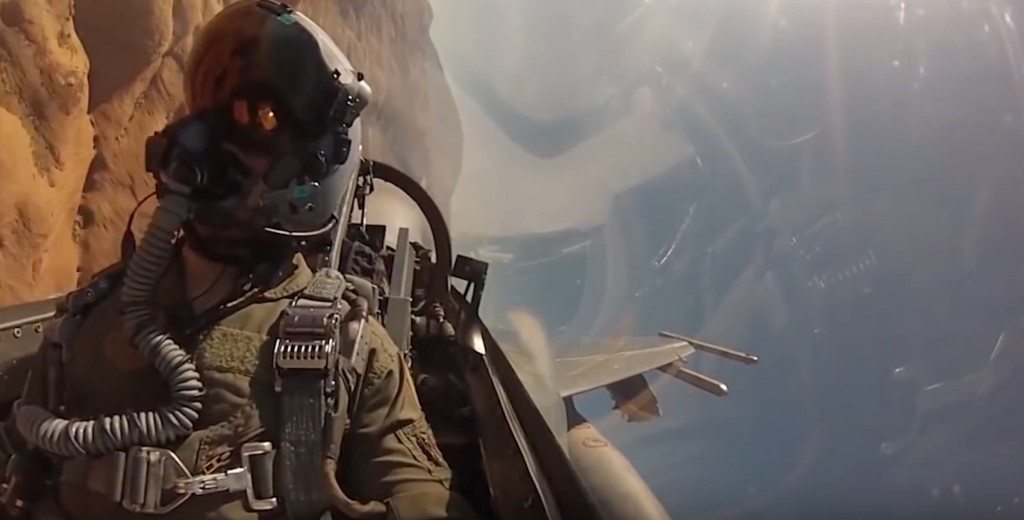 Training_an_F-16_pilot_at_Luke_Air_Force_Base_-_YouTube