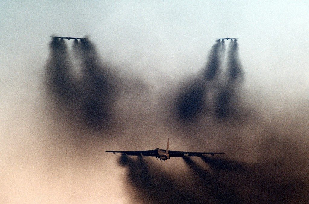 B-52Gs_taking_off_from_Barksdale_AFB_1986.JPEG