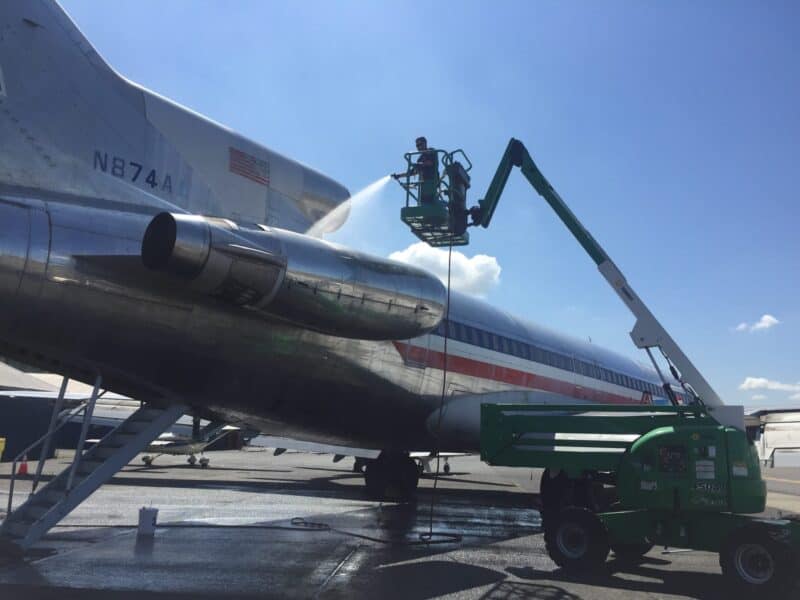 Meet The Man Who Saved An American Airlines 727-200 From Becoming Soda Cans