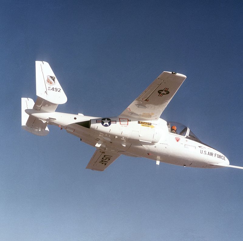 Fairchild_T-46-4