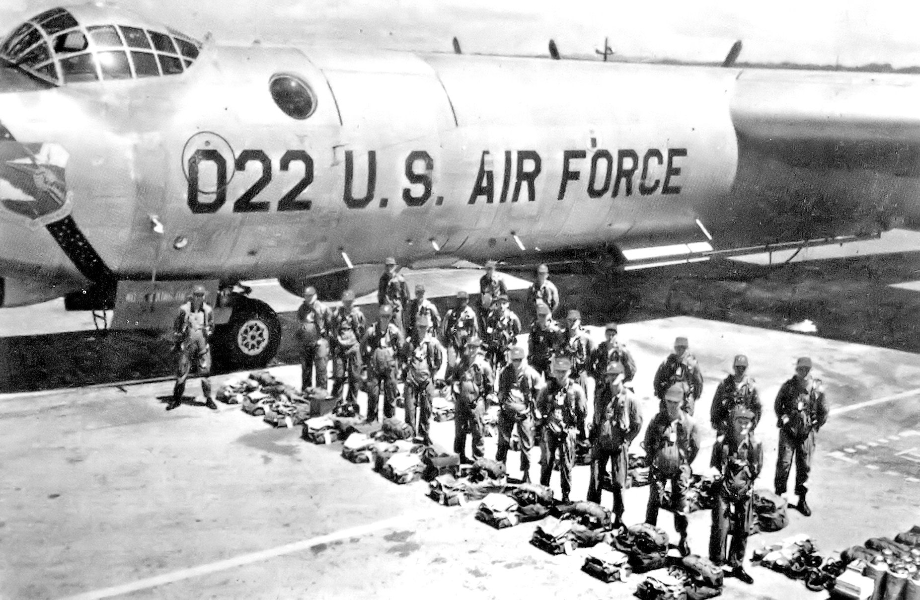 B-36D pictured with flight crew.
