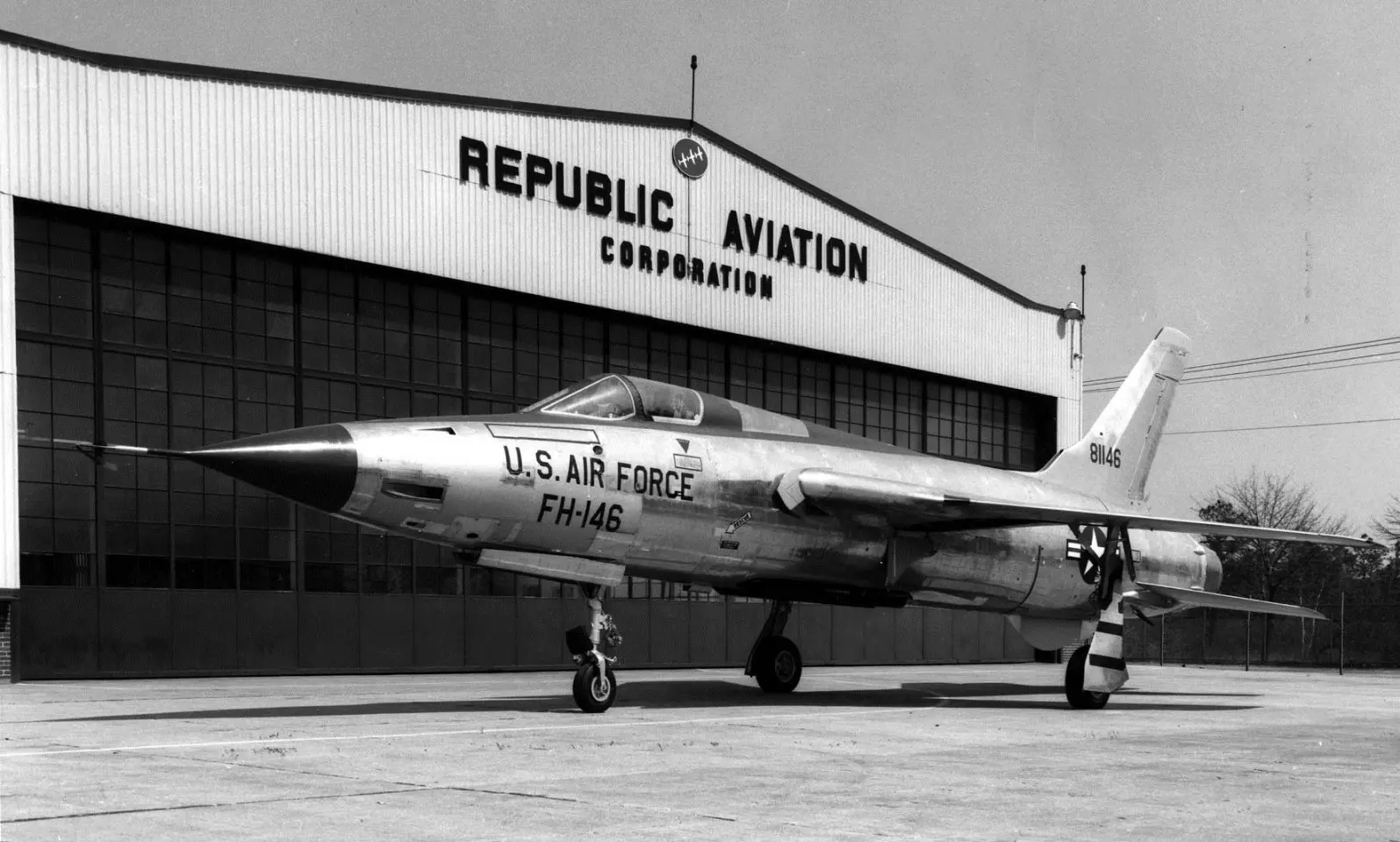 The Thud: F-105s Did the Dirty Jobs and Took Crippling Losses 1 Republic F 105D 1 RE SN 58 1146 the first D model built 060901 F 1234S 004