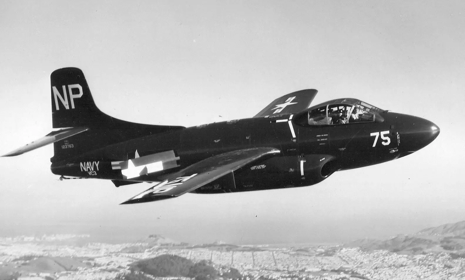 Skyknight: The F3D Had a 6:1 Kill Ratio But It's Remembered More For Its Nicknames 1 F3D 1 Skyknight of VC 3 in flight c1950
