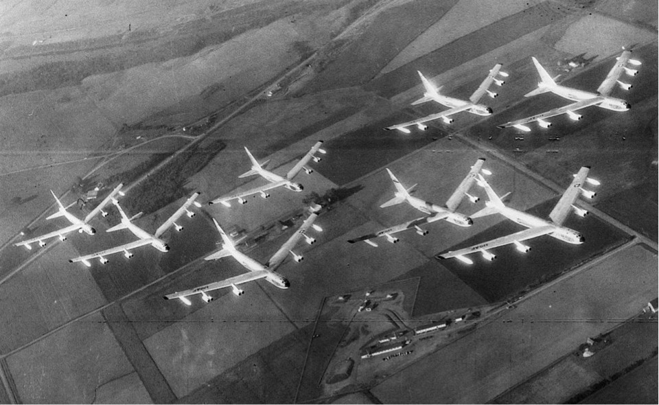 B-52 squadron in flight.