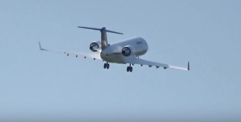 The Most Hated Regional Jet Is One Amazing R/C Model