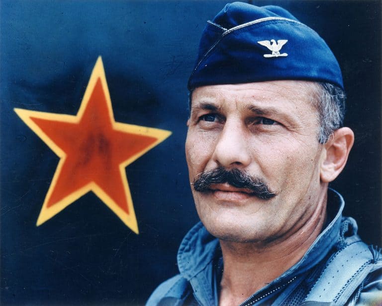 Brigadier General Robin Olds Tells His Story in This Rare Video Series