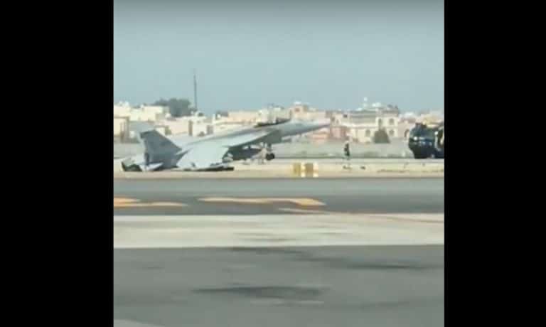 “Uncontrollable” Landing Forces USN Hornet Pilot to Eject in Bahrain