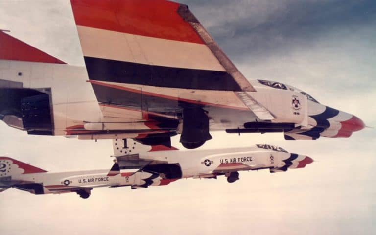 WATCH:  Thunderbirds Crush Routine In F-4E Phabulous Phantoms