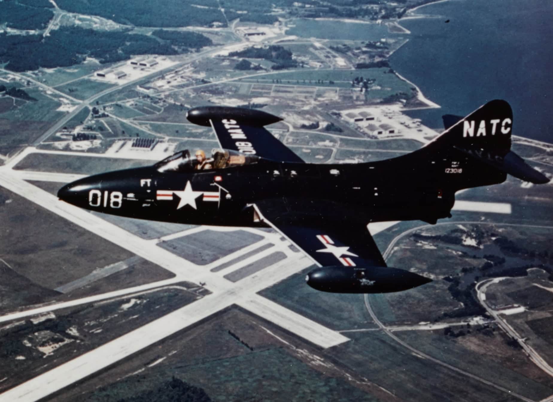 F - 9F - 5 Panther, (NAVY).