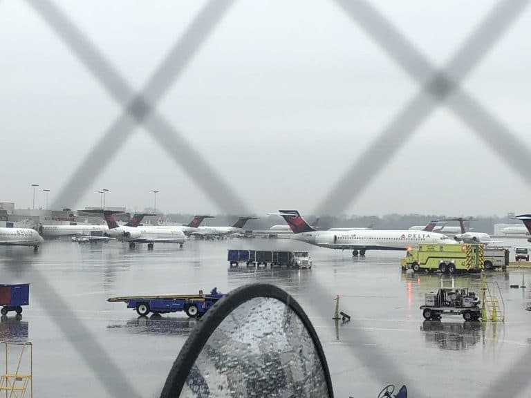 BREAKING/PHOTOS: Some Power Restored at Atlanta Hartsfield-Jackson, Flights Still Grounded