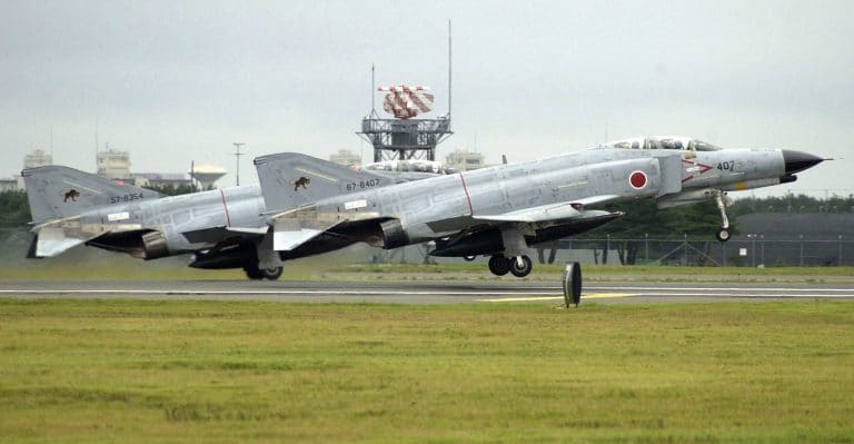 Phantom Phlashback: F-4EJ and RF-4EJ  Phantoms Phlying with the JASDF