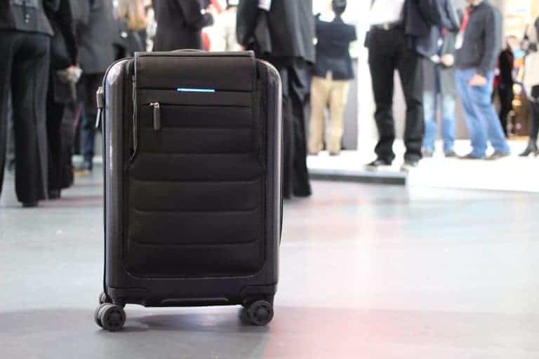 Everything You Need to Know About the New Worldwide Ban on Smart Luggage