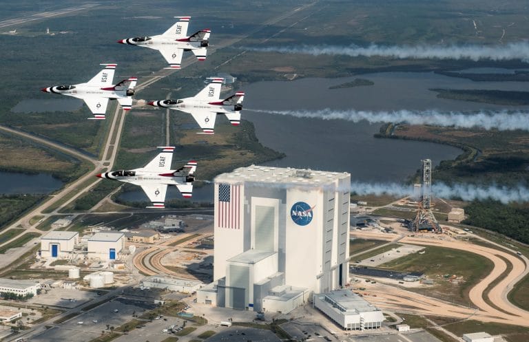 Thunderbirds, Civilian Aerobatics to Highlight Melbourne Air and Space Show