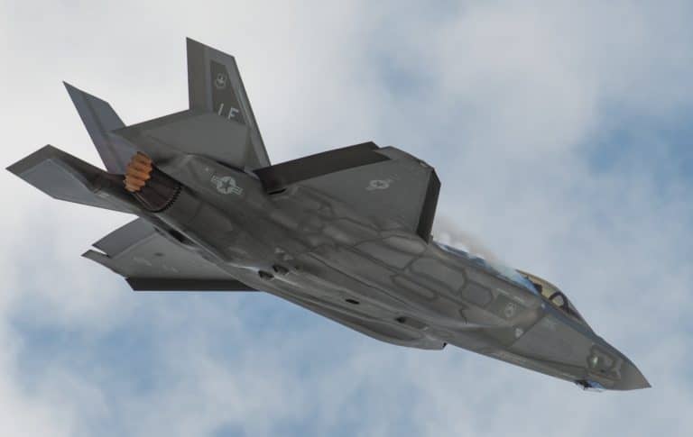 Watch: Jets and Tigercats Get Into the Act in Wisconsin