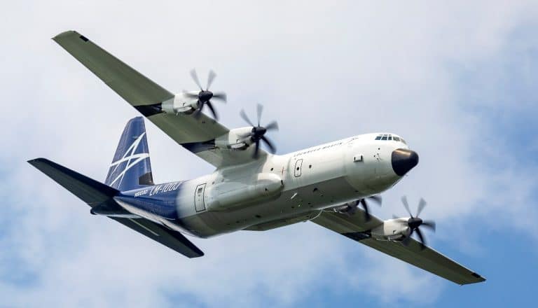 Lockheed Martin Demo Pilot Says Hold My Beer, Then Loops Herc at Farnborough