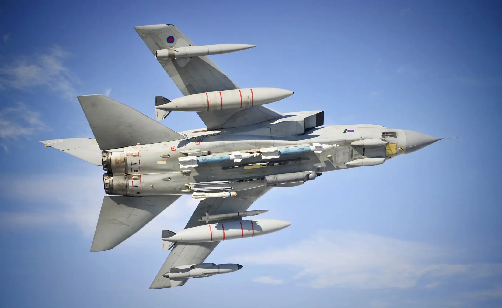 Unit Tornado 160　23-24 moc-22433-panavia-tornado-ids-