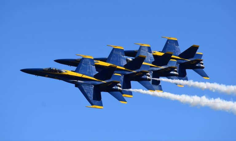 Owensboro Airshow to Soar with Blue Angels, top Aerobatics this Weekend