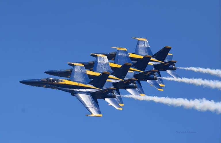 Blue Angels, F-16 Viper to Headline the Great Tennessee Airshow