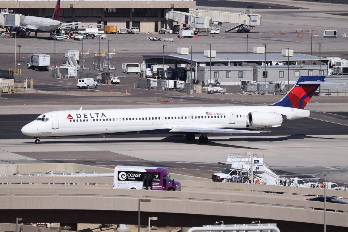 Delta MD-90. Image: Wikipedia CC 2.0