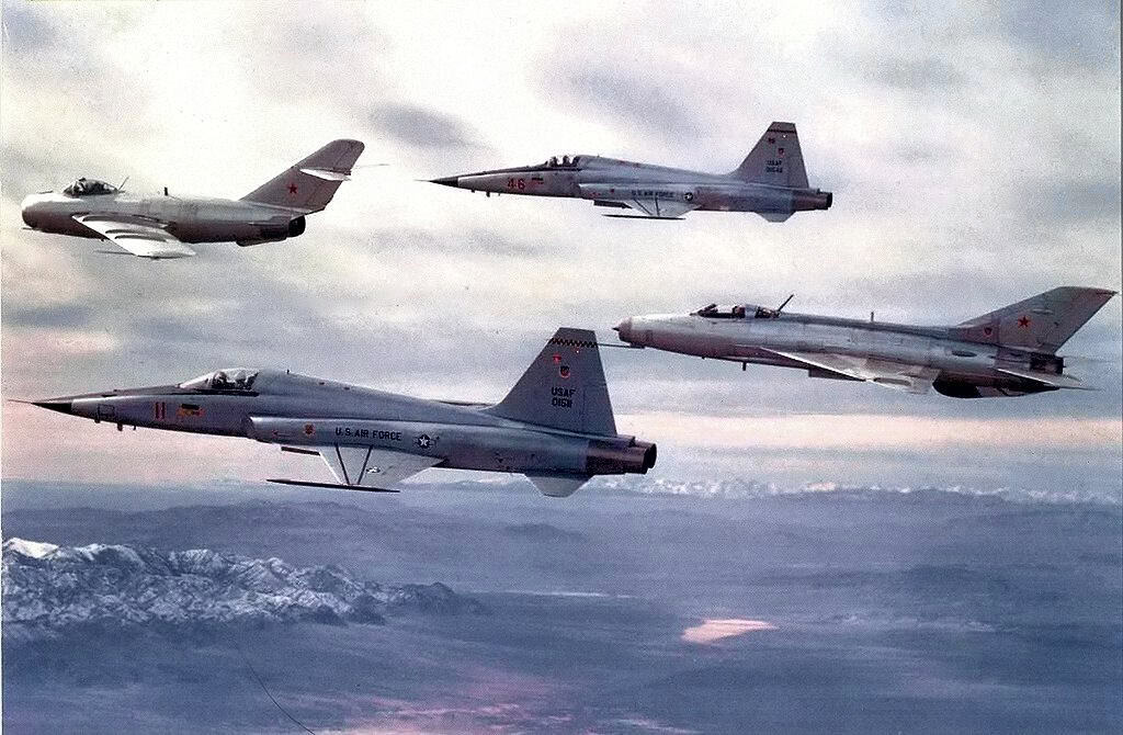 The MiG-21: From Russia With Love 6 4477th Test and Evaluation Squadron MiG 15 MiG 21 and two F 5s