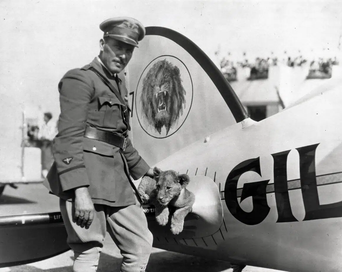 Roscoe Turner and Gilmore. REG Davies Collection