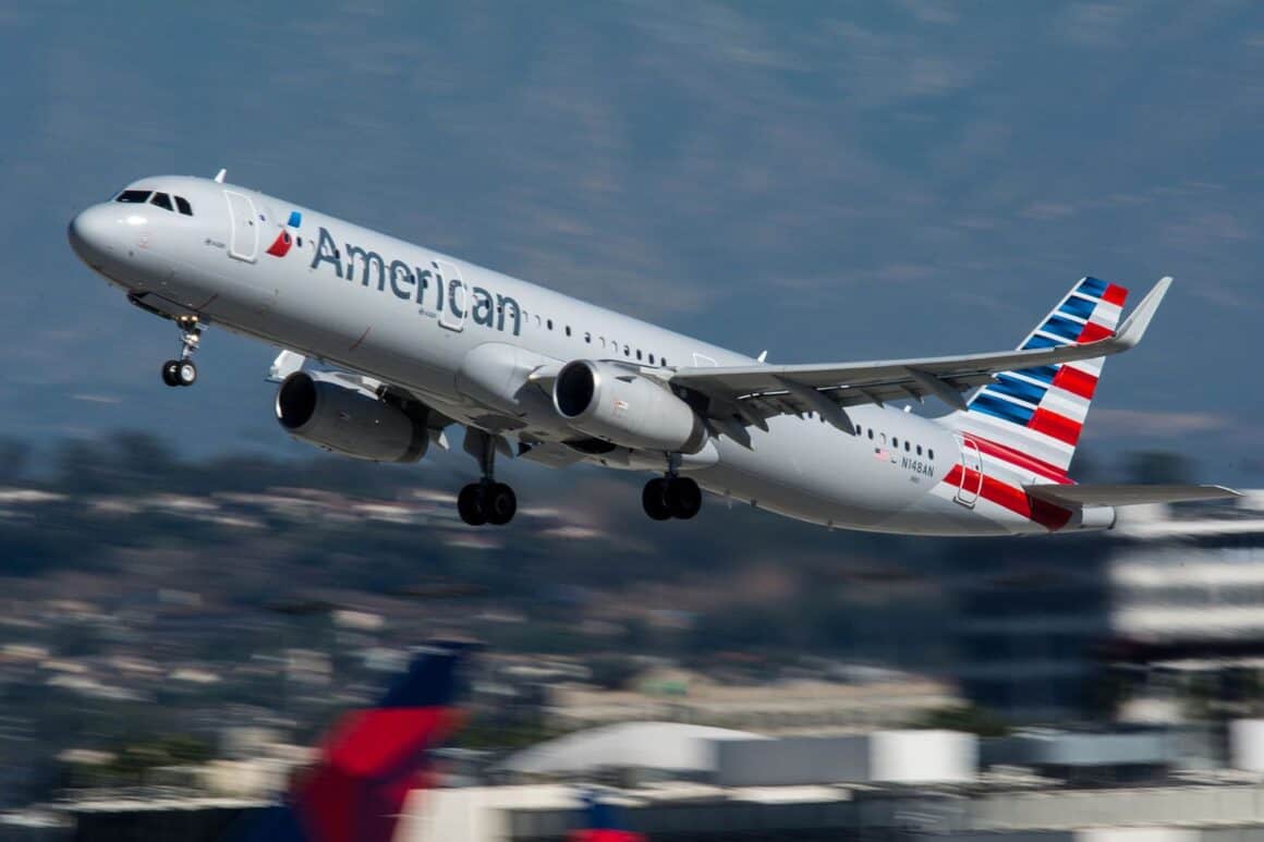 American Airlines Airbus A321 N148AN at LAX 22543623719