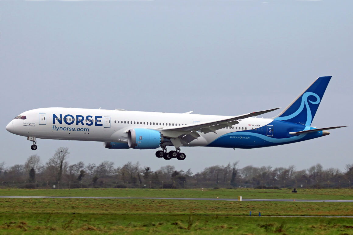 A Norse Atlantic Airways Boeing 787-9 Dreamliner lands