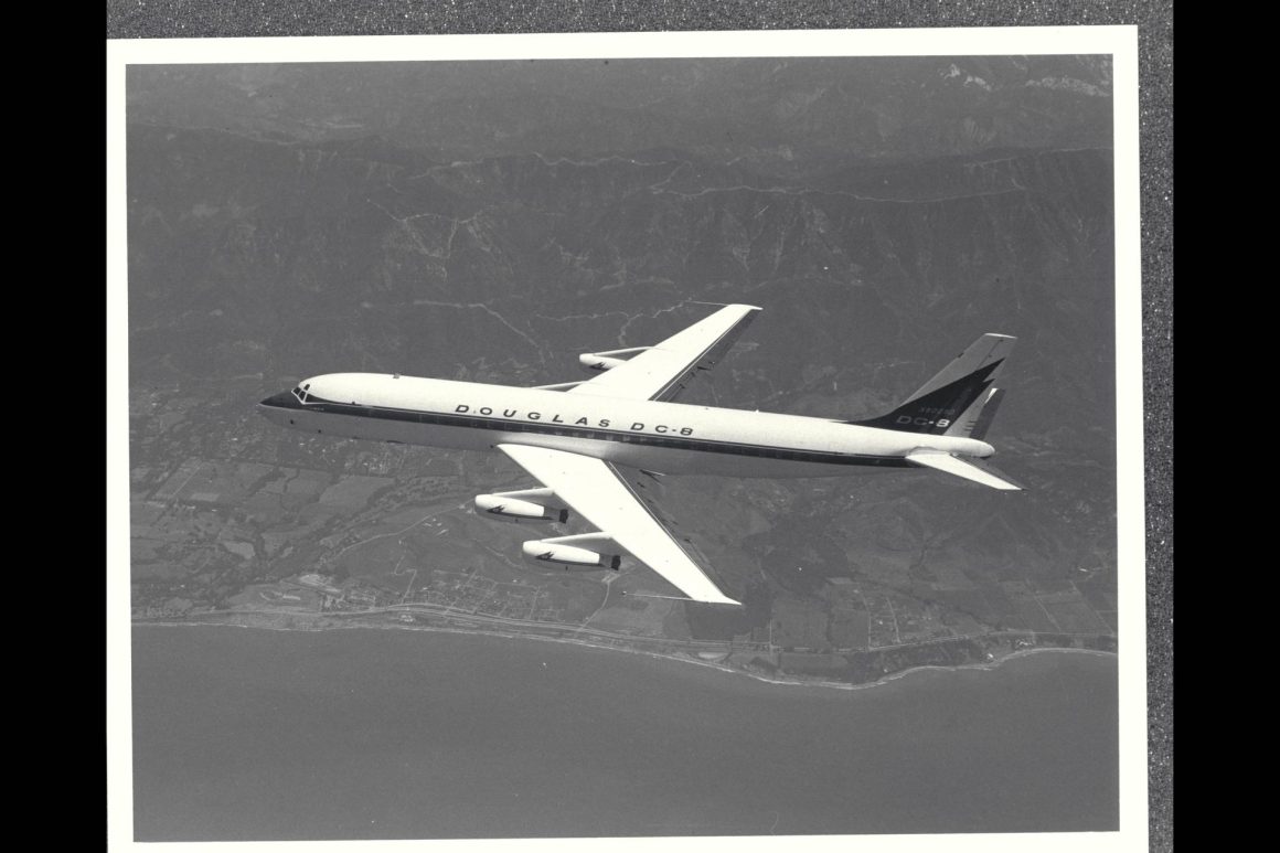 DC-8-10