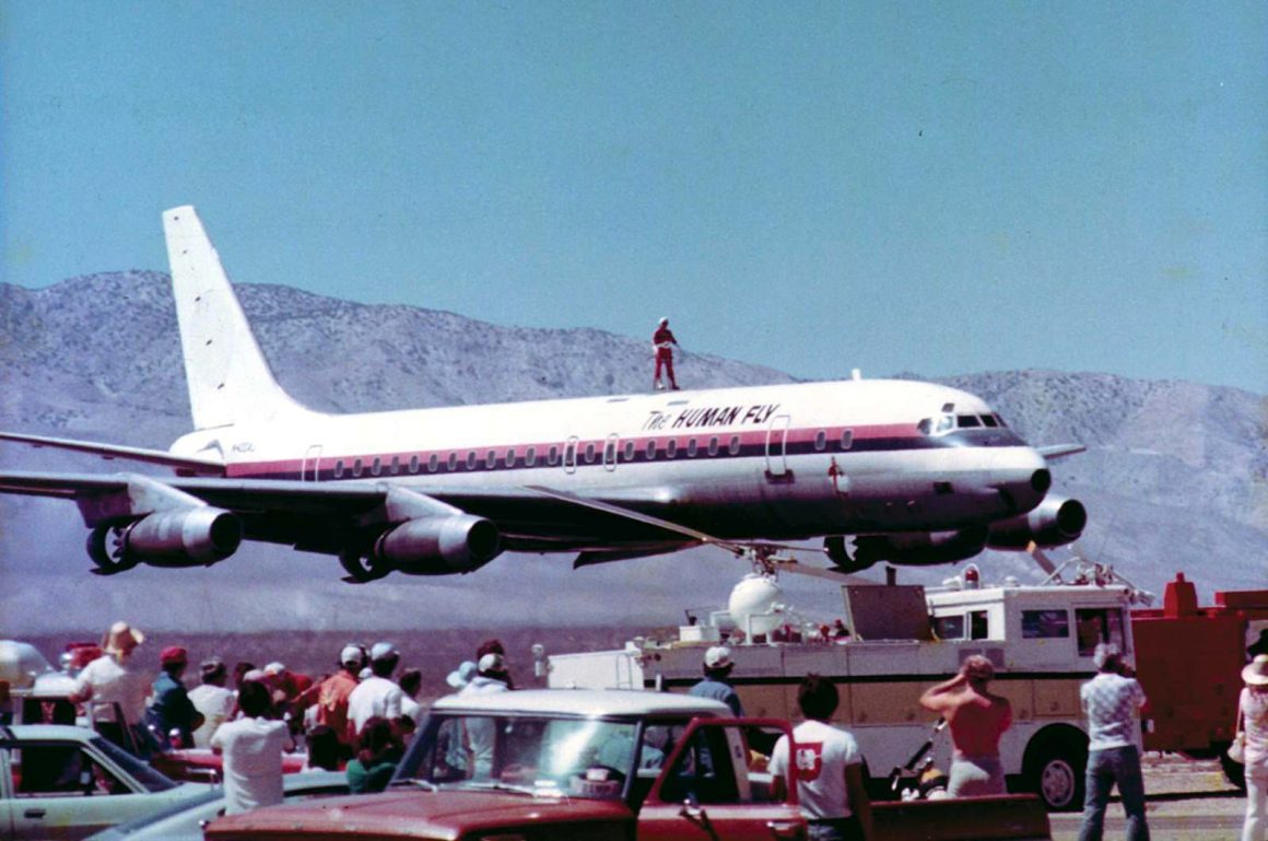 The Wild Story of the Supersonic DC-8: An Audacious Stunt That Made Aviation History 57 DC 8 001
