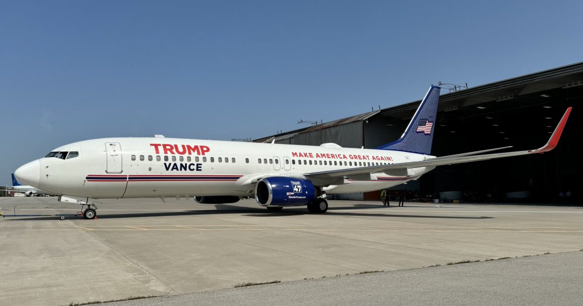 Harris/Walz Boeing 737 Makes Debut As Presidential Race Heats Up 1 Trump/Vance Boeing 737-800.