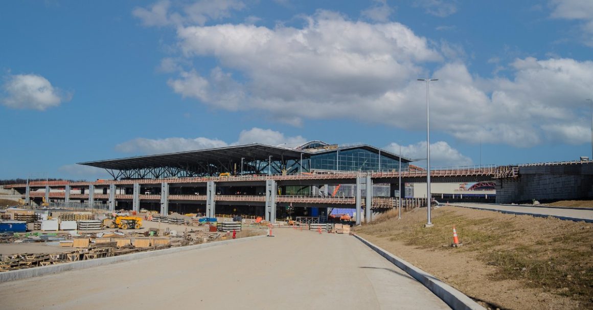 Exterior view of the new terminal at Pittsburgh International Airport