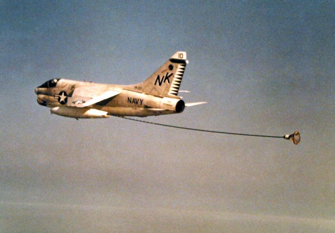 LTV A-7 Corsair II: The US Navy's A-7 in Vietnam 7 A 7 VA 27 Buddy 001