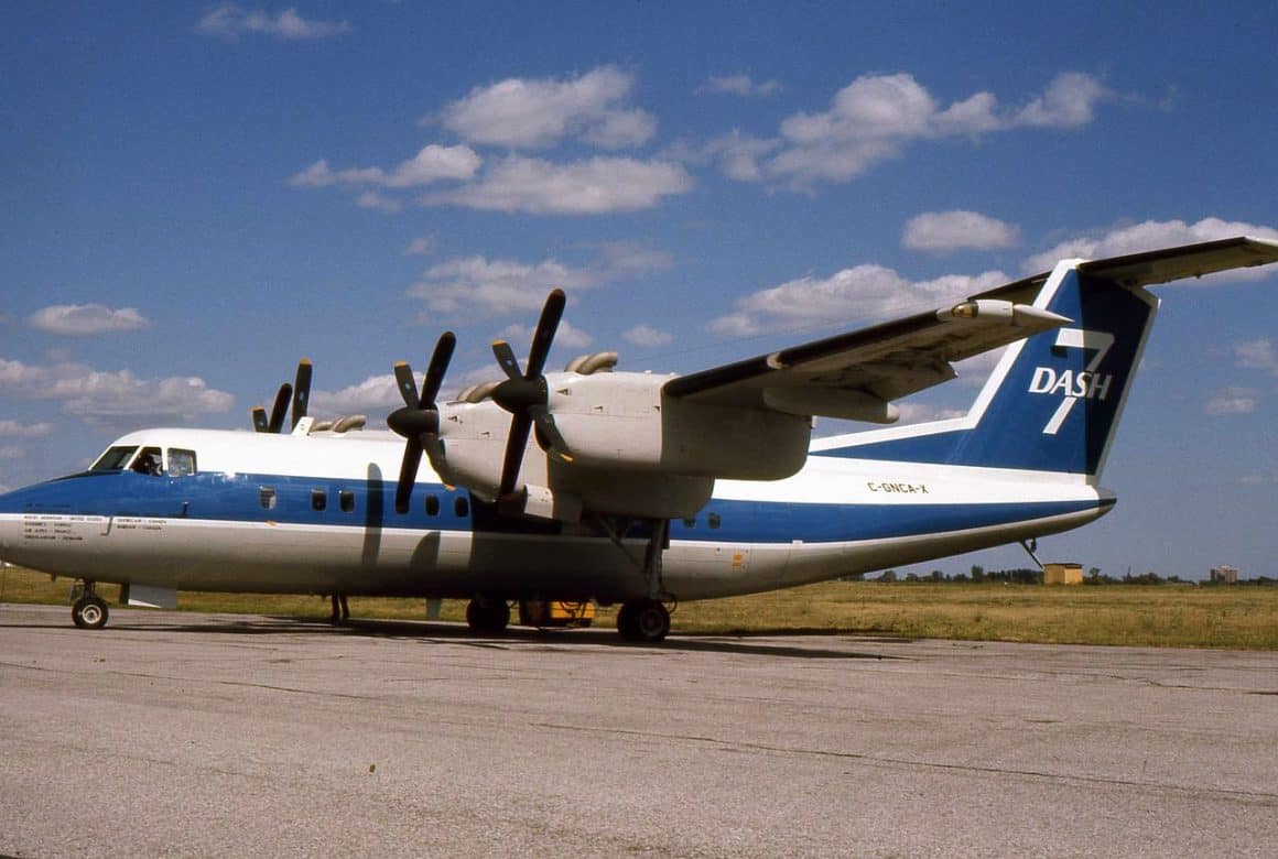 The Story of the de Havilland Canada DHC-7 21 1280px De Havilland Canada DHC 7 C GNCA X 07