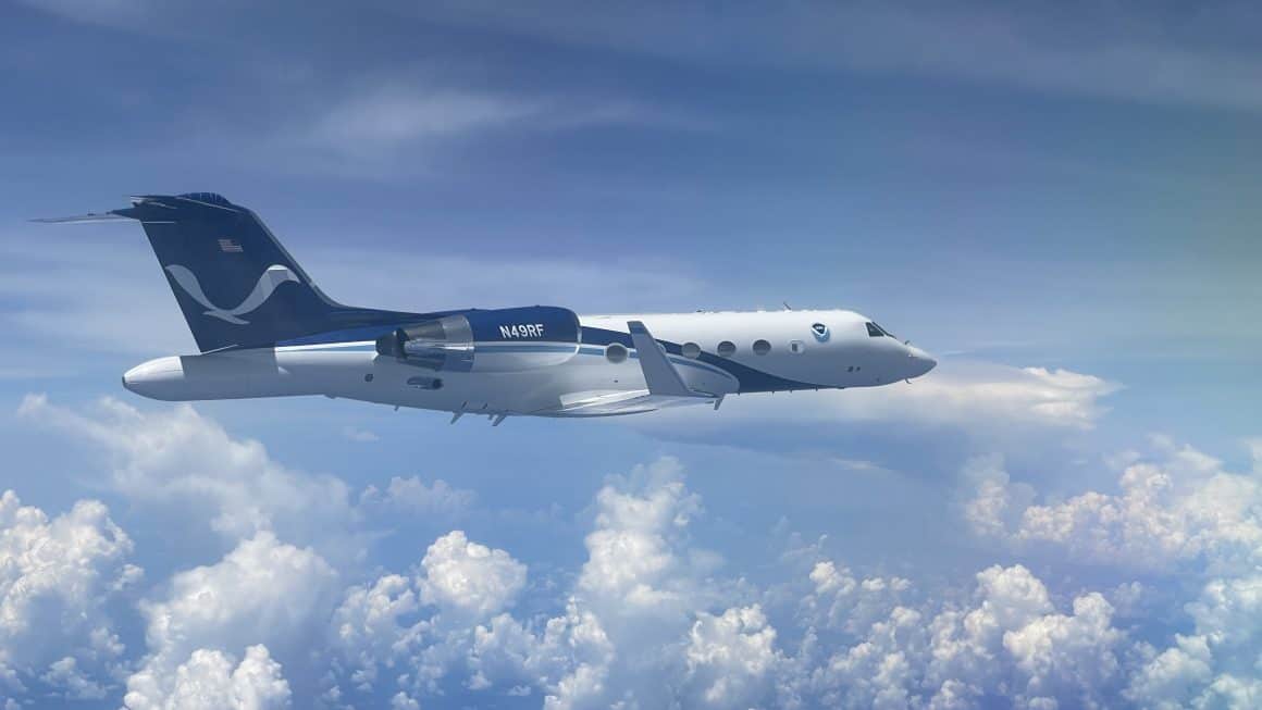 NOAA G-IV in flight