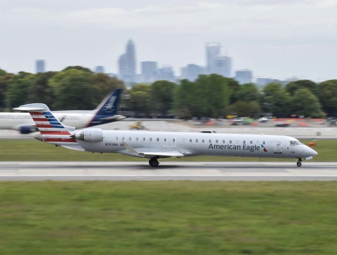 American Eagle CRJ900 operated by PSA Airlines