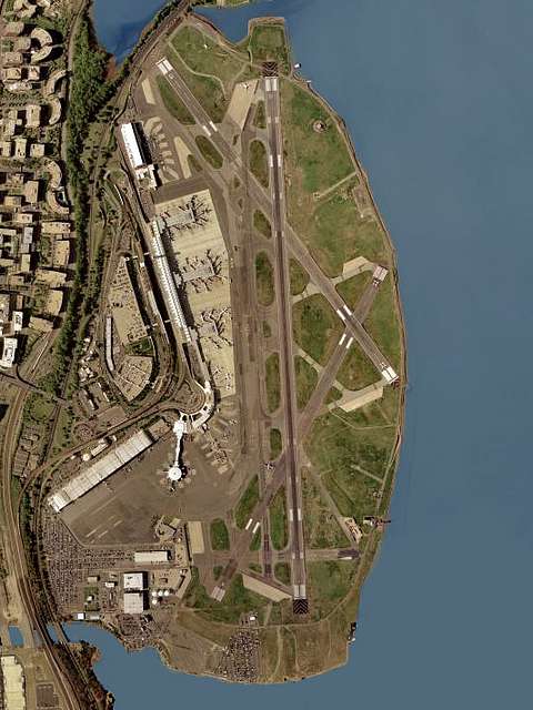 A Reflection on the Operational Challenges At Washington Reagan Airport