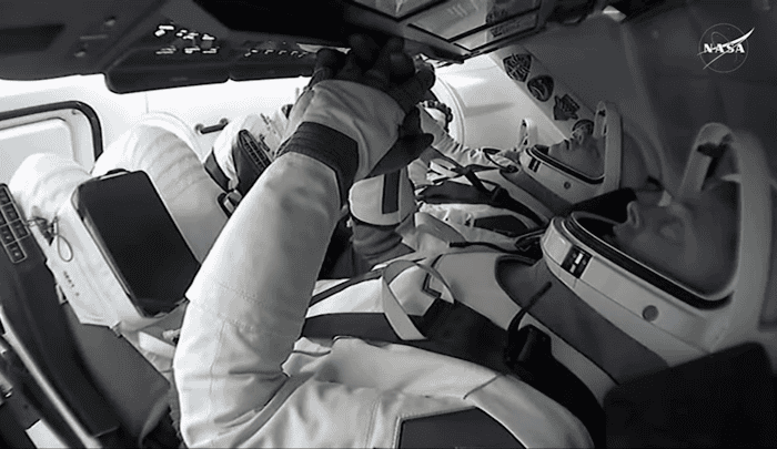 NASA’s Boeing Test Crew Returns Home With SpaceX