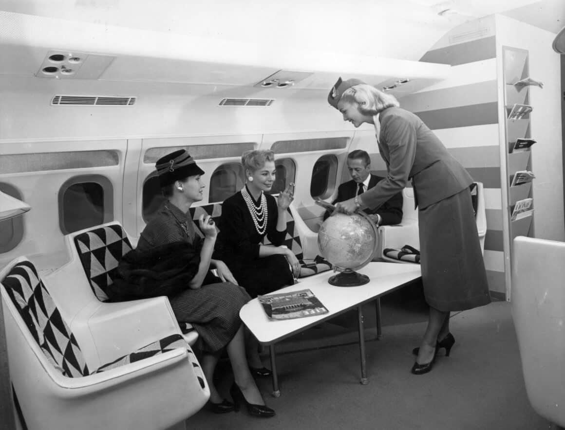 TWA Convair 880 interior lounge