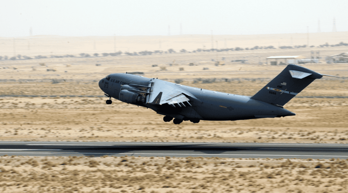 Aging C-5 and C-17 Fleets Threaten USAF Mobility Gap 4 C-17 Globemaster