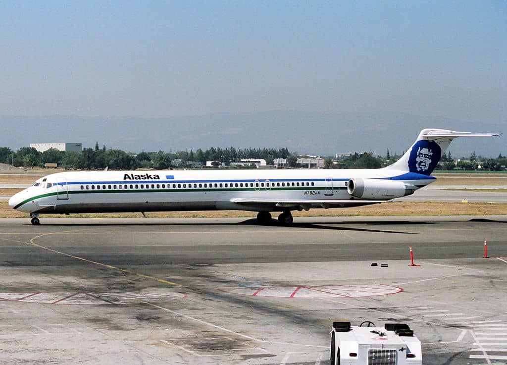 Breaking Barriers: Alaska Airlines Russia Routes Melted 40 Years of Cold War Divide 3 Alaska Airlines Russia flights switched to the McDonnell Douglas MD-80