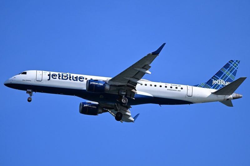 JetBlue Says Goodbye to the E190 as Avelo Bets on Embraer’s Future