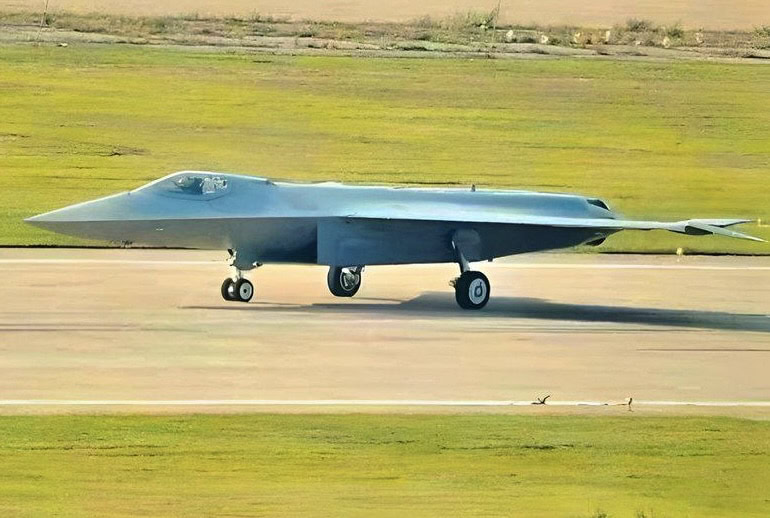 These Are the Clearest Images Yet of China’s J-50 Stealth Fighter 41 IMG 2194 1