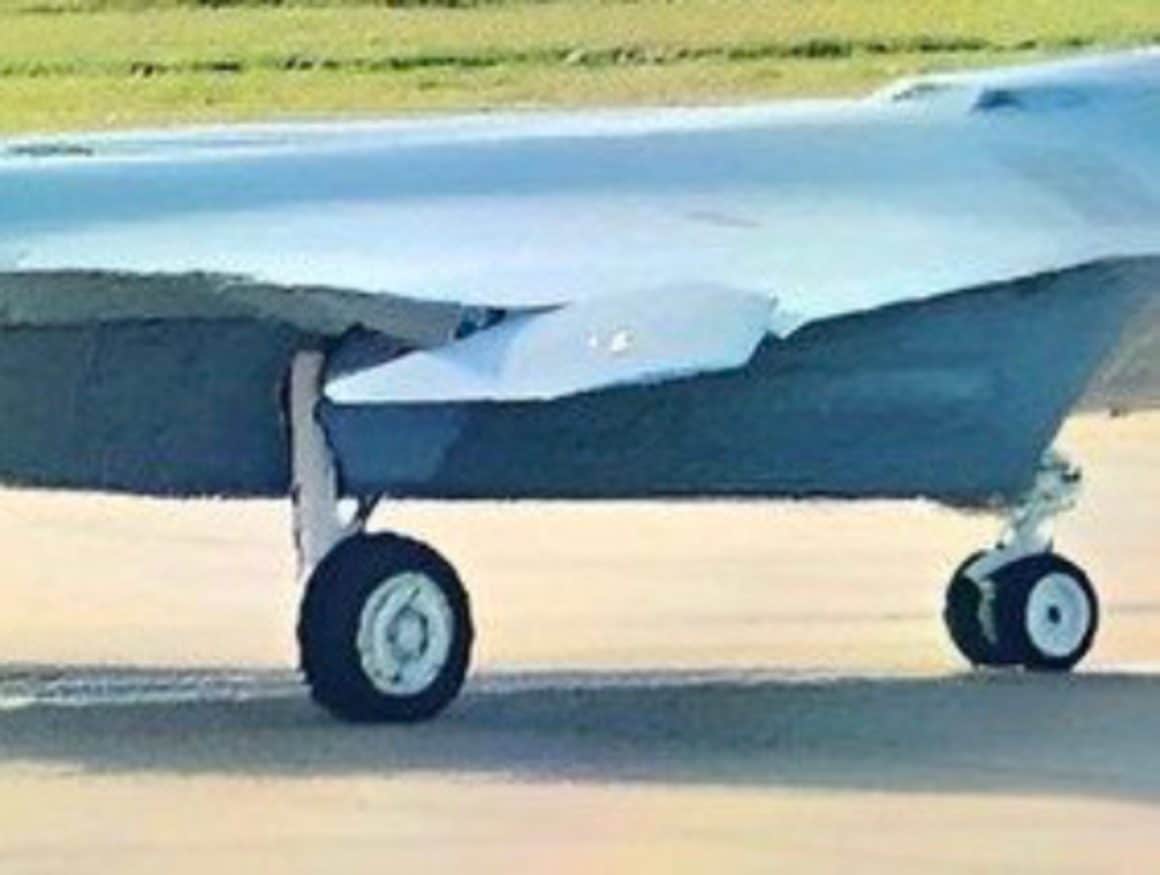 These Are the Clearest Images Yet of China’s J-50 Stealth Fighter 43 photo output 2