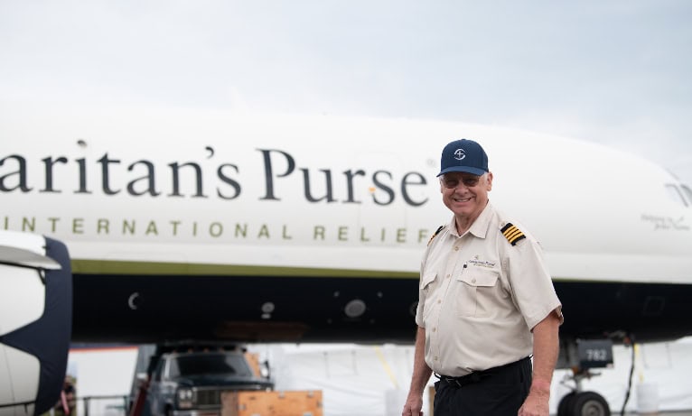 Piloting the Last DC-8: A Story of Faith, Flight, and Service