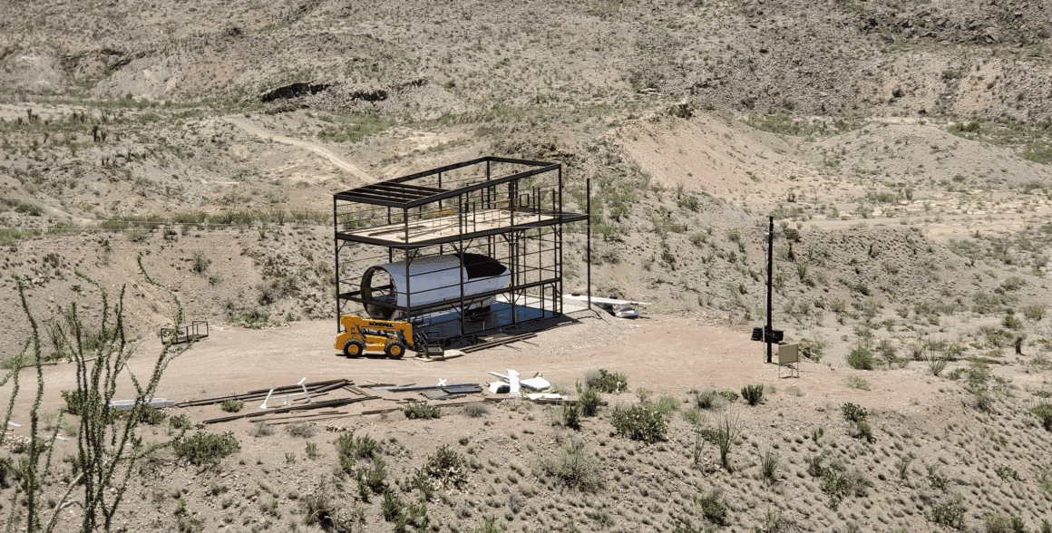 Inside the Stunning Boeing 727 Home in Texas: An AvGeek’s $2.1 Million Desert Dream 3 When the home was built, the frame was built around the old Boeing 727