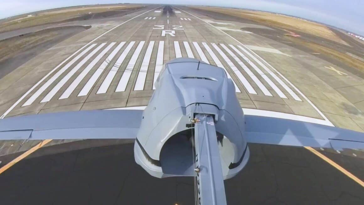 The Switchblade Flying Car Does What No Other Flying Car Can, and You Can Reserve It Now 8 The maiden flight of the Switchblade Flying Car comes in for a landing at MWH