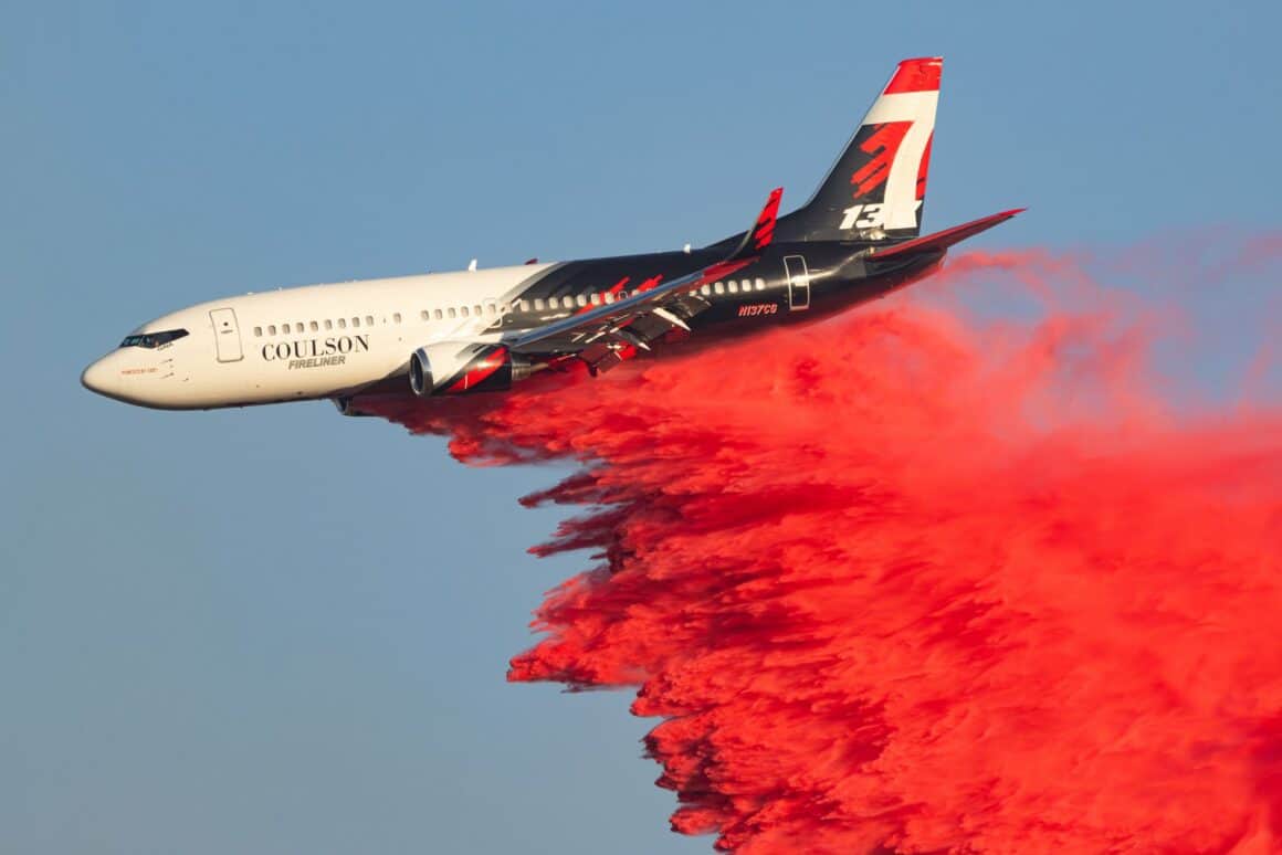 Coulson Aviation 737 Fireliner