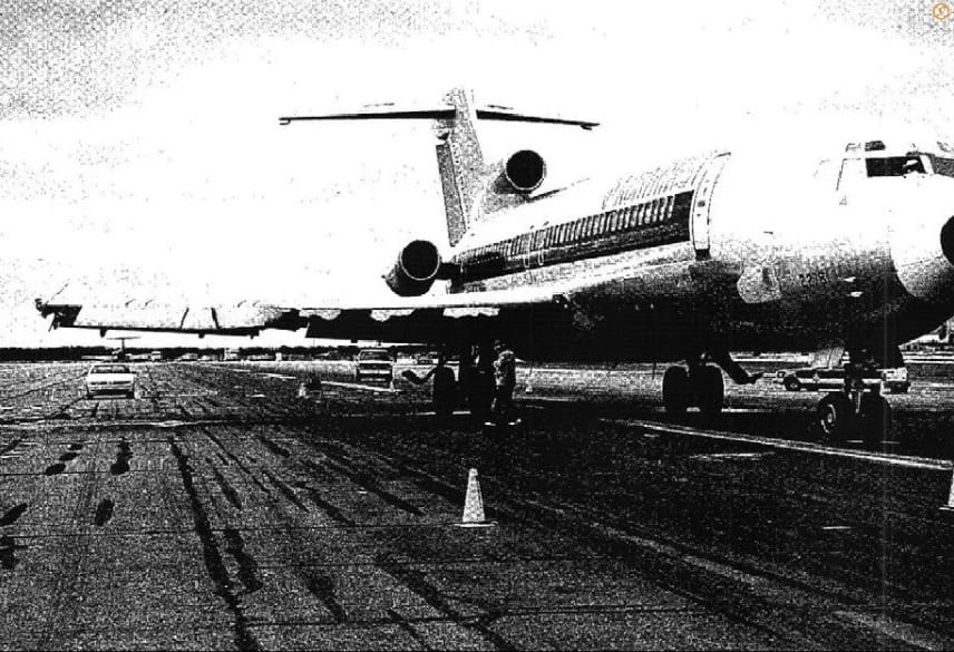 Northwest Flight 1482 and Flight 299: A Collision in the Fog That Never Should Have Happened 9 AP Photo of Northwest Flight 299, a Boeing 727, after coming to a stop