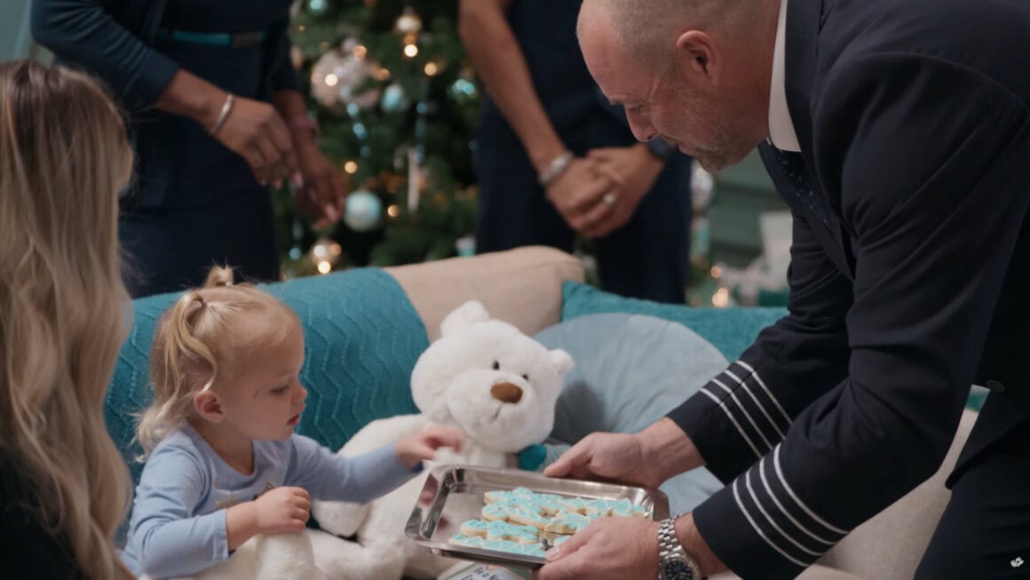 WATCH: WestJet’s 2025 Christmas Miracle Proves the Magic Is Still Alive 1 A WestJet captain participates in WestJet's 2025 Christmas Miracle campaign